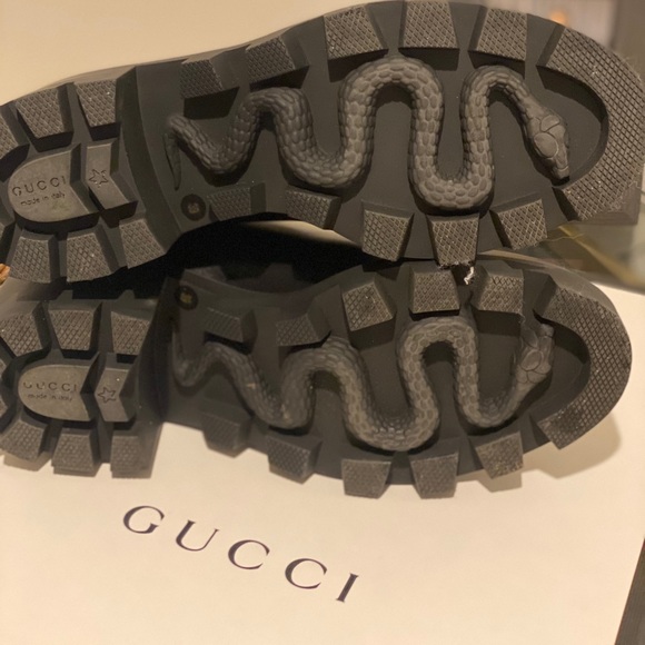 Gucci Leather Ankle Boot with Belt size 39 - Picture 5 of 10